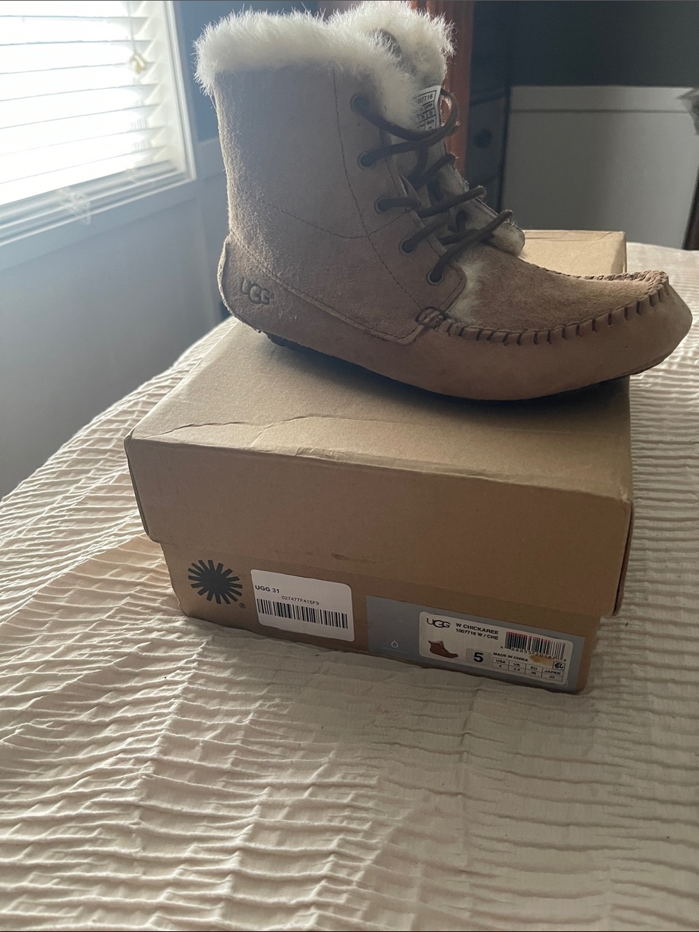 UGG Chestnut/Tan Sheepskin Lace-Up Moccasin Bootie